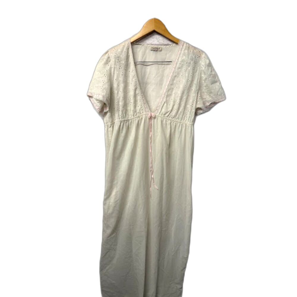 Gilead VTG Nightgown Night Dress Size Large White Eyelet Sleepwear Girly Bridal